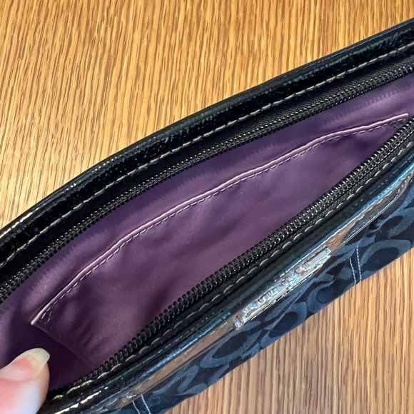 Black Coach clutch with zipper and one inside pocket. - Picture 8 of 9